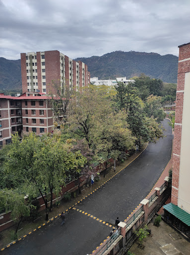 DIT University, Dehradun Business Image