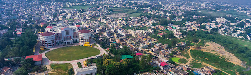 Graphic Era Hill University | Best University In Dehradun Uttarakhand Business Image