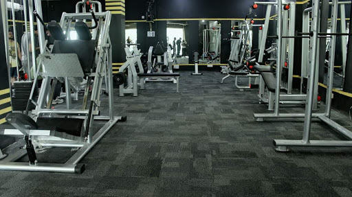Muscle Garage Gym Business Image