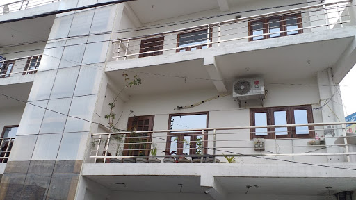 Dehradun Homestay Business Image